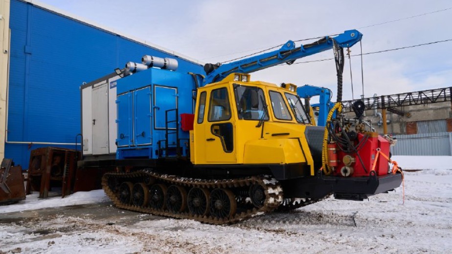 АЛТАЙЛЕСМАШ представил энергетическую самоходную машину на гусеничном ходу