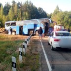 В Ленинградской области автобус с паломниками столкнулся с поездом