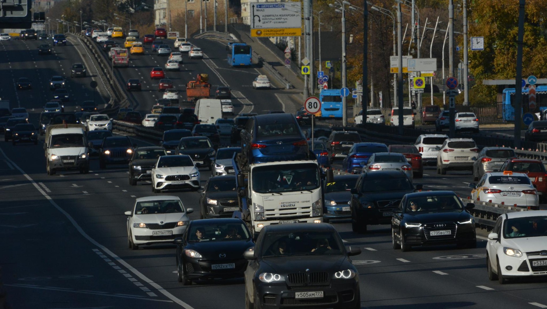 Путин утвердил новую стратегию безопасности дорожного движения до 2036 года