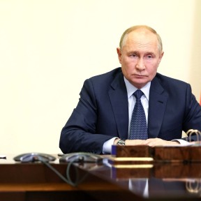 Путин поручил «открыть небо» для гражданских дронов и сформировать долгосрочный заказ
