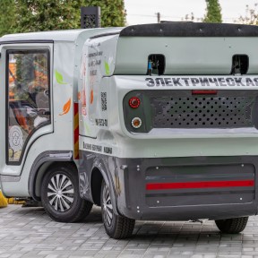 На рынке коммунальной техники появилась  электрическая «Машуня»