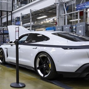 Представлена самая мощная система беспроводной зарядки в мире