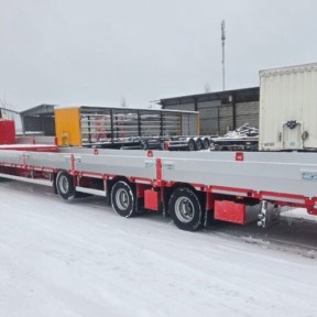 «Гут Трейлер» представил новый бортовой полуприцеп