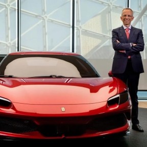 Ferrari анонсировала запуск первого своего электрокара