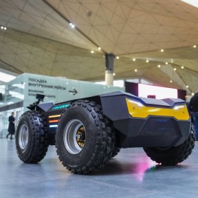 В Пулково беспилотные роботы начнут перевозить багаж