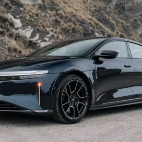 Представлен самый быстрый  в мире бронированный электрокар