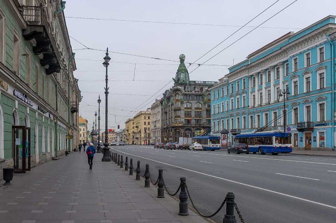 Петербург сокращает адресную инвестиционную программу