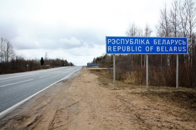Власти Белоруссии решили отказаться от строительства новых дорог