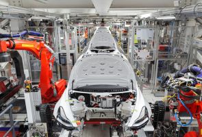 5 миллиардов евро и 500 тысяч машин в год: посмотрите, как выглядит новый завод Tesla