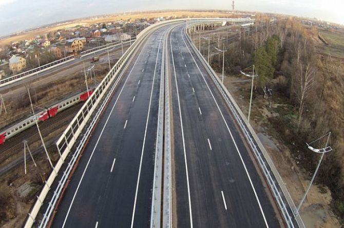 Хуснуллин: попробуем построить платную дорогу от Екатеринбурга до Казани быстрее 2030 года