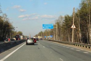 В Нижнем Новгороде презентовали новый светофор: он умеет показывать погоду и распознавать лица