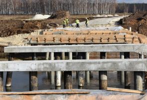 Мост через реку Проня в Рязанской области достроят до конца года