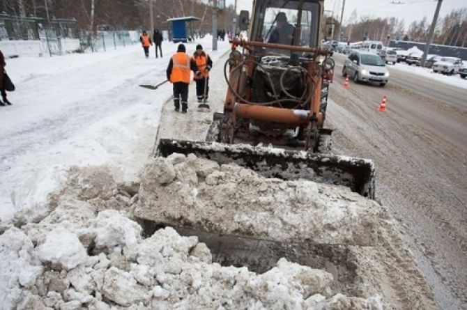 Омск известен тем, что местные дороги являются худшими в России