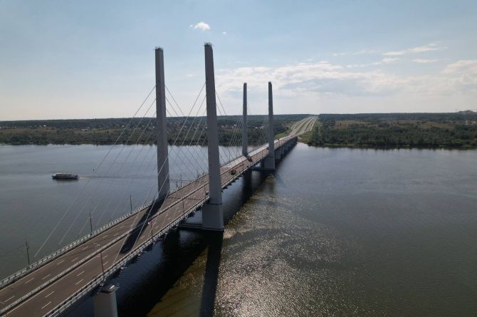 В Череповце открыли один из самых протяжённый вантовых мостов в стране