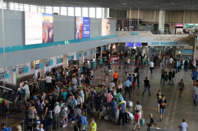 С почином: аэропорт Хабаровска принял первый рейс