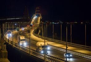 Почти 3 тысячи фур в сутки: растёт трафик на Крымском мосту