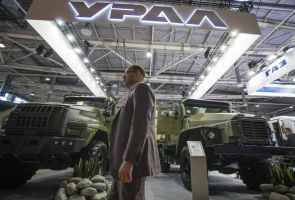 Беспилотный «Урал», БПМ с «Синицей» и «Терминатор»: в России начался форум «Армия-2022»