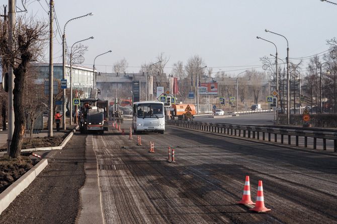 Красноярская прокуратура оштрафовала мэрию за проблемы с асфальтом, тротуарами и освещением