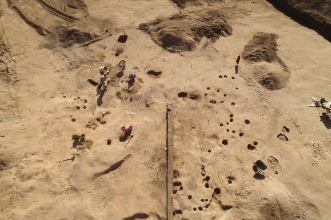 На месте стройки М-12 обнаружили поселение бронзового века