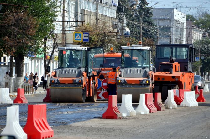 Хуснуллин: более 20 тысяч км дорог в новых регионах отремонтируют за три года