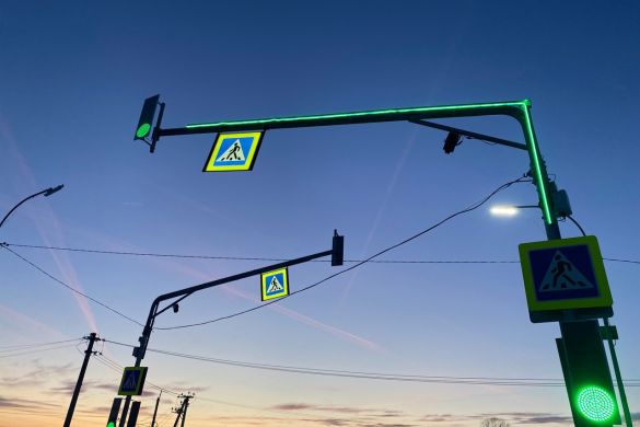 Эксперты рассказали о преимуществах светофоров с контурной подсветкой