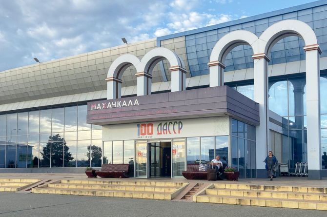 Главгосэкспертиза одобрила проект строительства новой ВПП в аэропорту Махачкалы