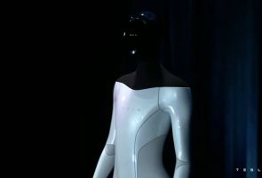 Илон Маск анонсировал Tesla Bot – робота-гуманоида, который умеет «понимать мир»