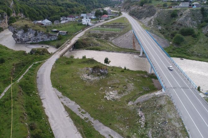 13 мостов в Кабардино-Балкарии расширят до четырёх полос
