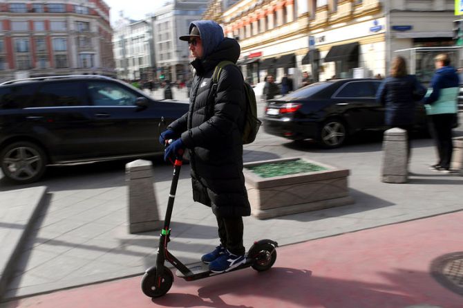 В Москве тестируют камеры для самокатчиков