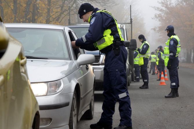 В Эстонии нарушителей скоростного режима будут успокаивать 45-минутной остановкой