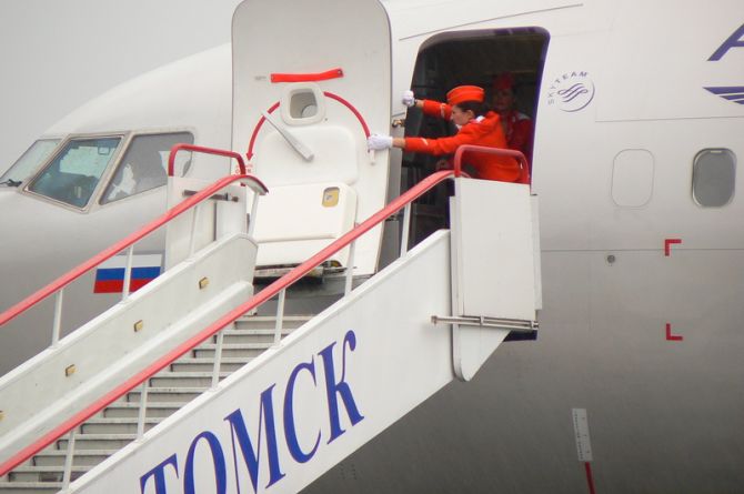 На подрядчика по реконструкции ВВП аэропорта Томска подают в суд