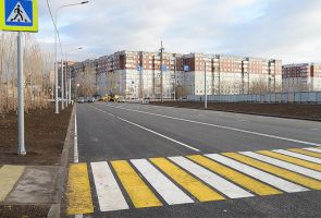 Открыто движение по новому участку дороги на улице Солнечная Поляна в Барнауле