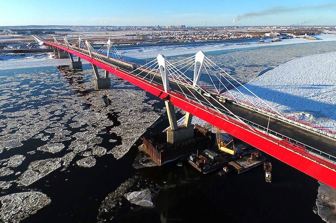 Завершилось строительство автомобильного моста между Россией и Китаем в Благовещенске
