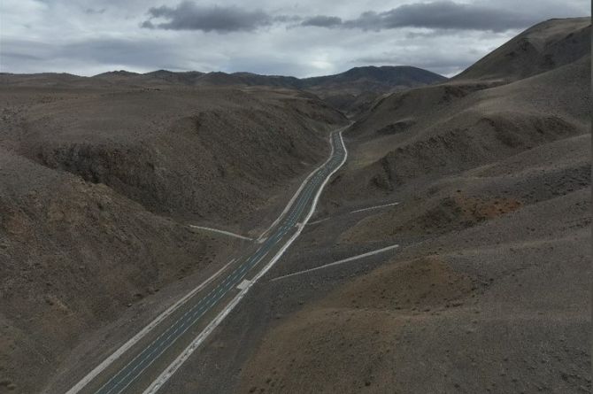 В Монголии начали строить автотранспортный коридор из России в Китай