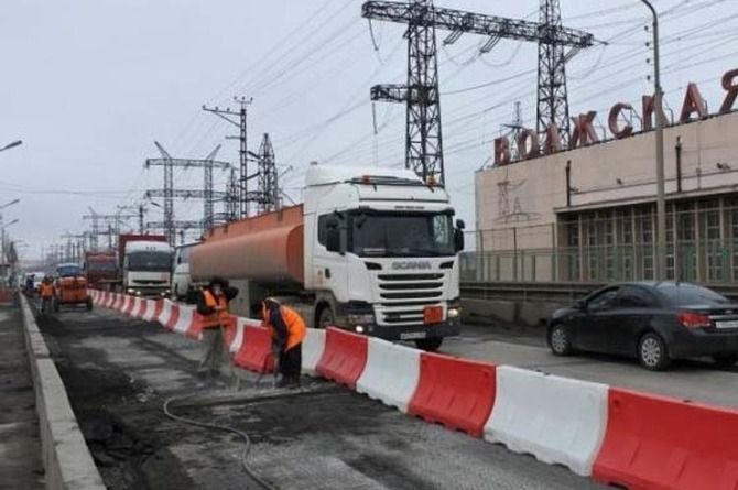 Продолжается ремонт моста на Волжской ГЭС