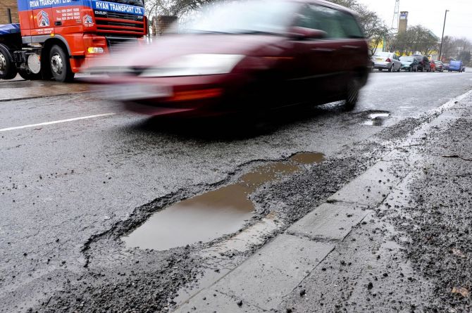 В Великобритании растёт количество ям на дорогах