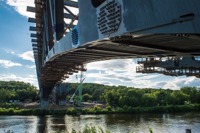 К сентябрю будет открыт технологический проезд по мосту через Москву-реку на ЦКАД