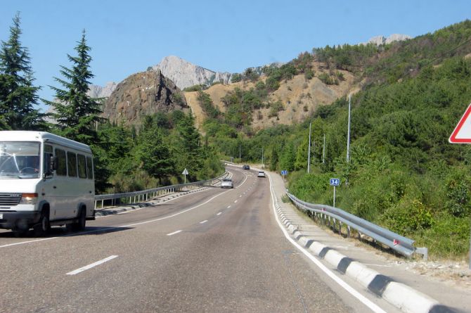В Крыму отремонтируют Южное шоссе
