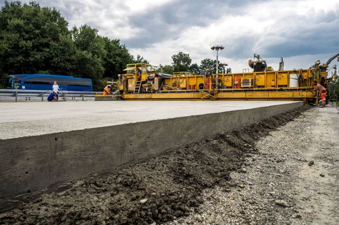 В Москве хотят построить магистраль из цементобетона